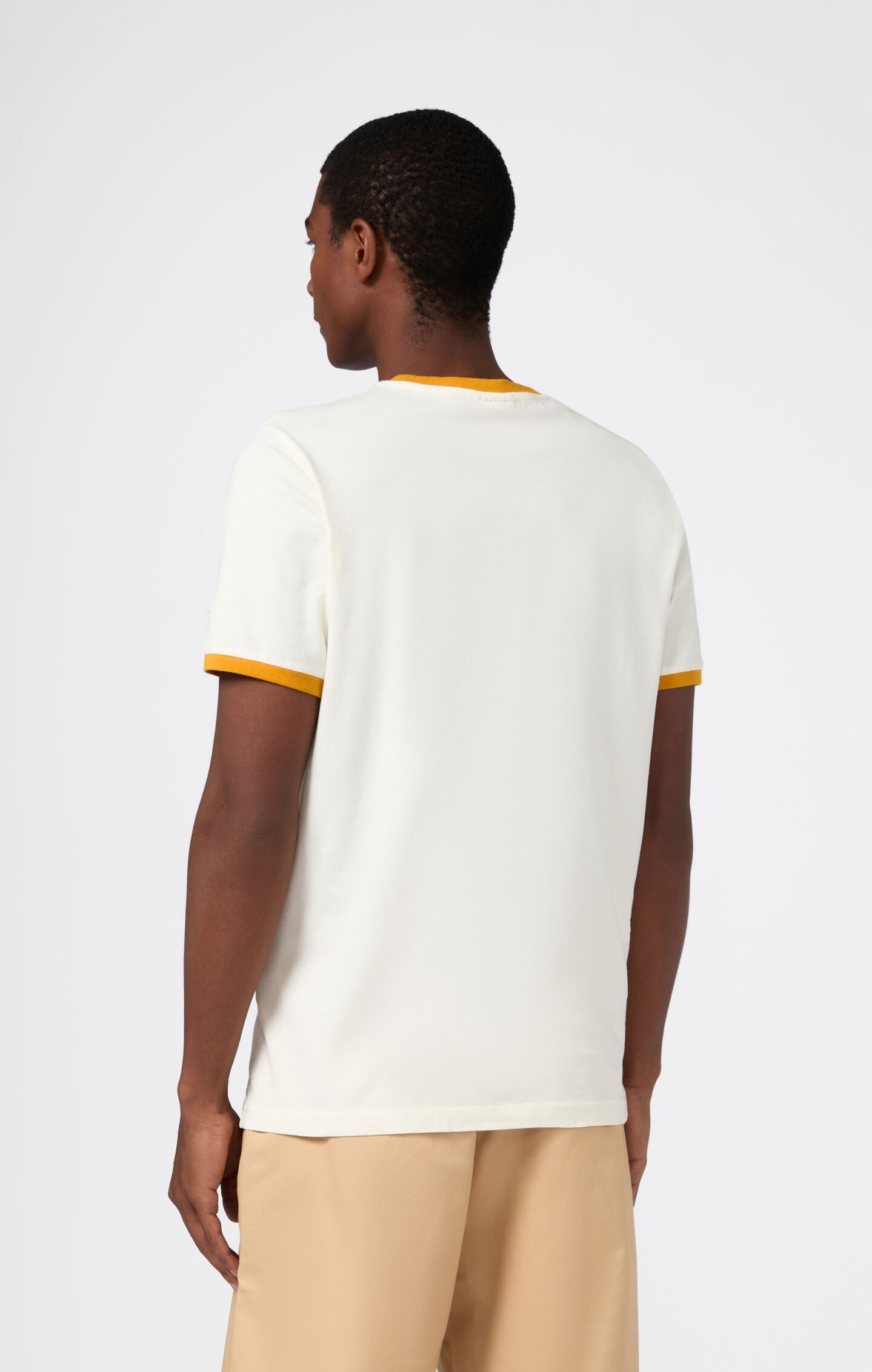 Men's crewneck T-shirt with graphic and contrast trims