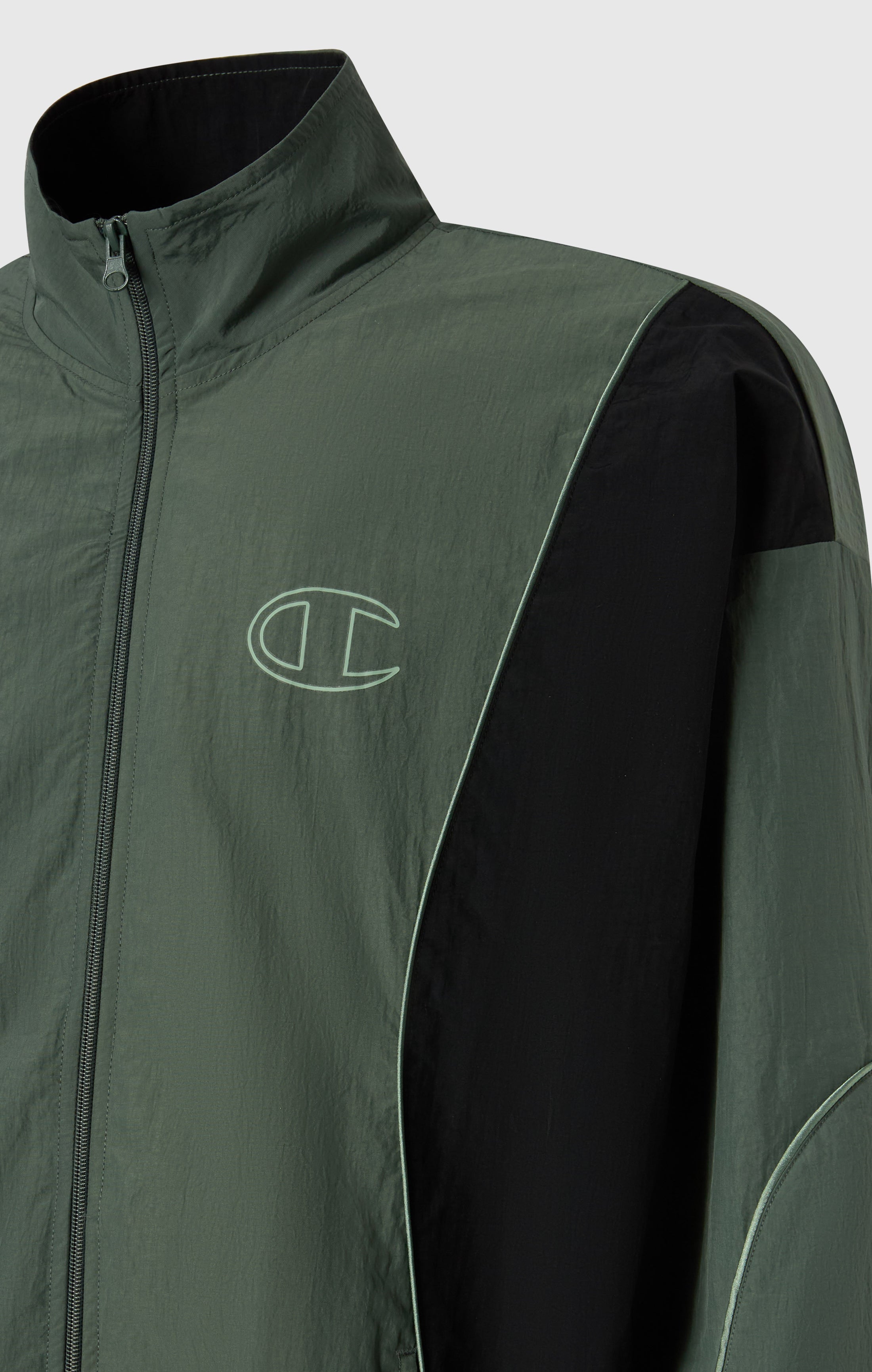 Men's Loose Fit Full-Zip Woven Nylon Jacket