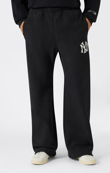 Men’s Champion x MLB Reverse Weave Wide Leg Trousers