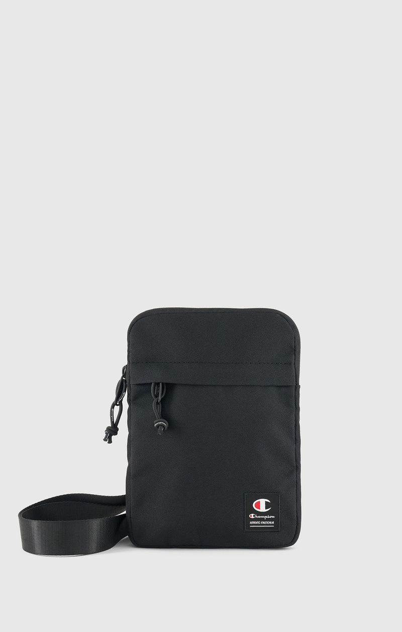 Kleine, schwarze Schultertasche