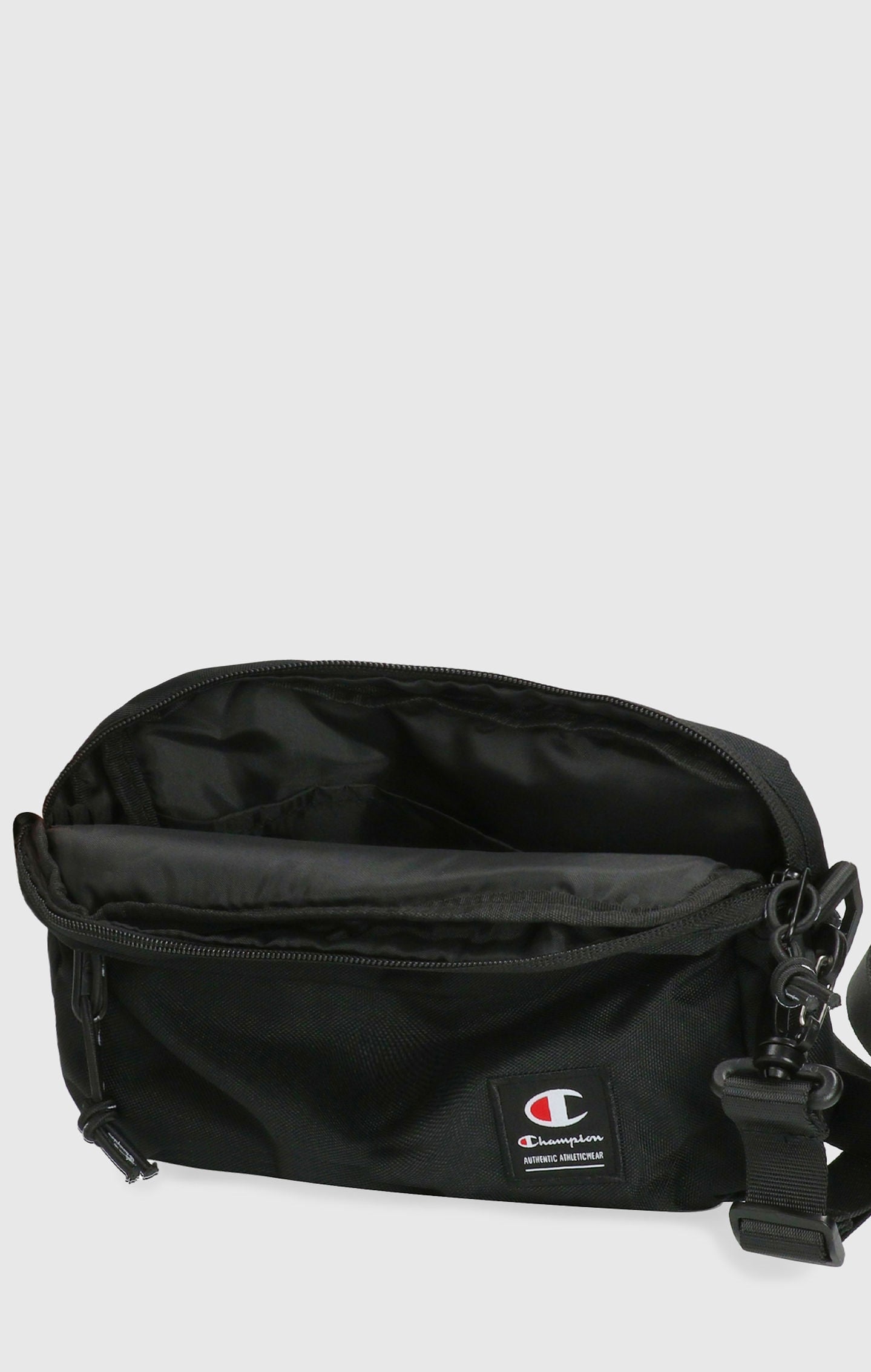 Small Shoulder Bag Black | Champion Croatia