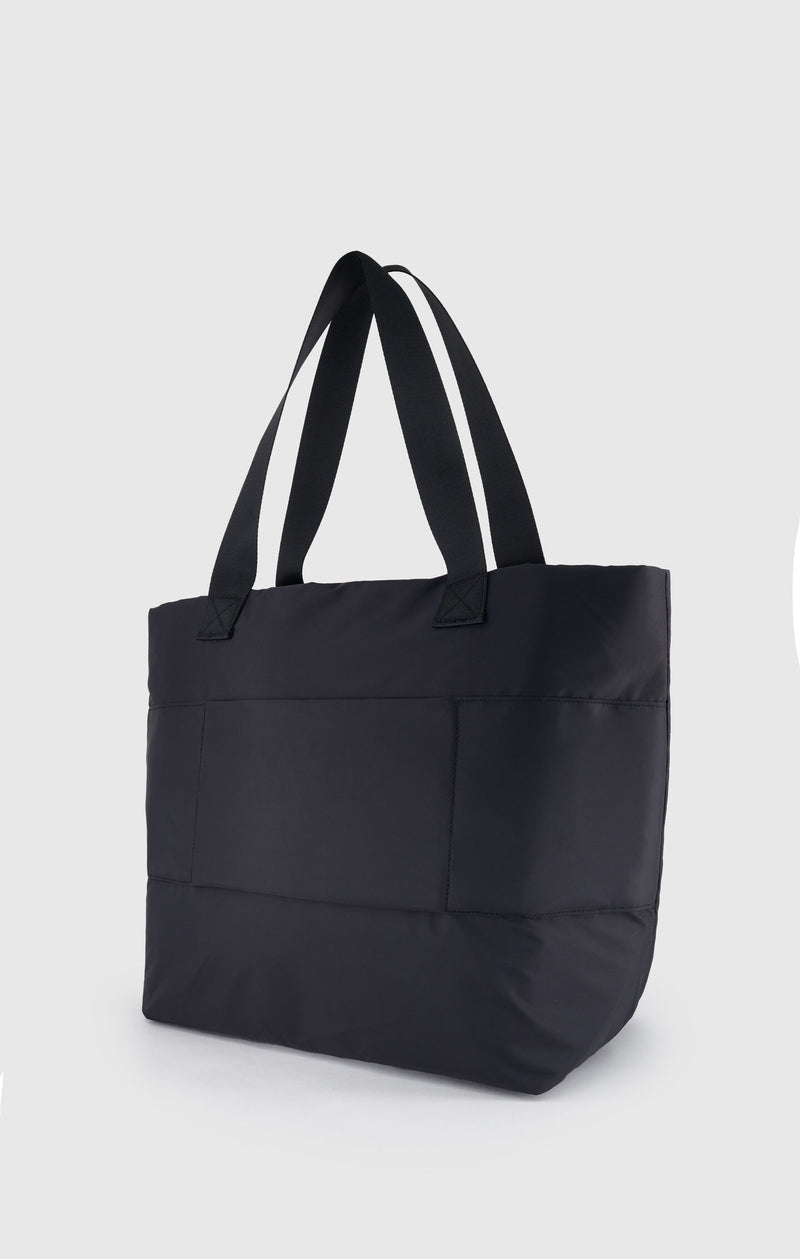 Sac bandoulière en satin taille moyenne