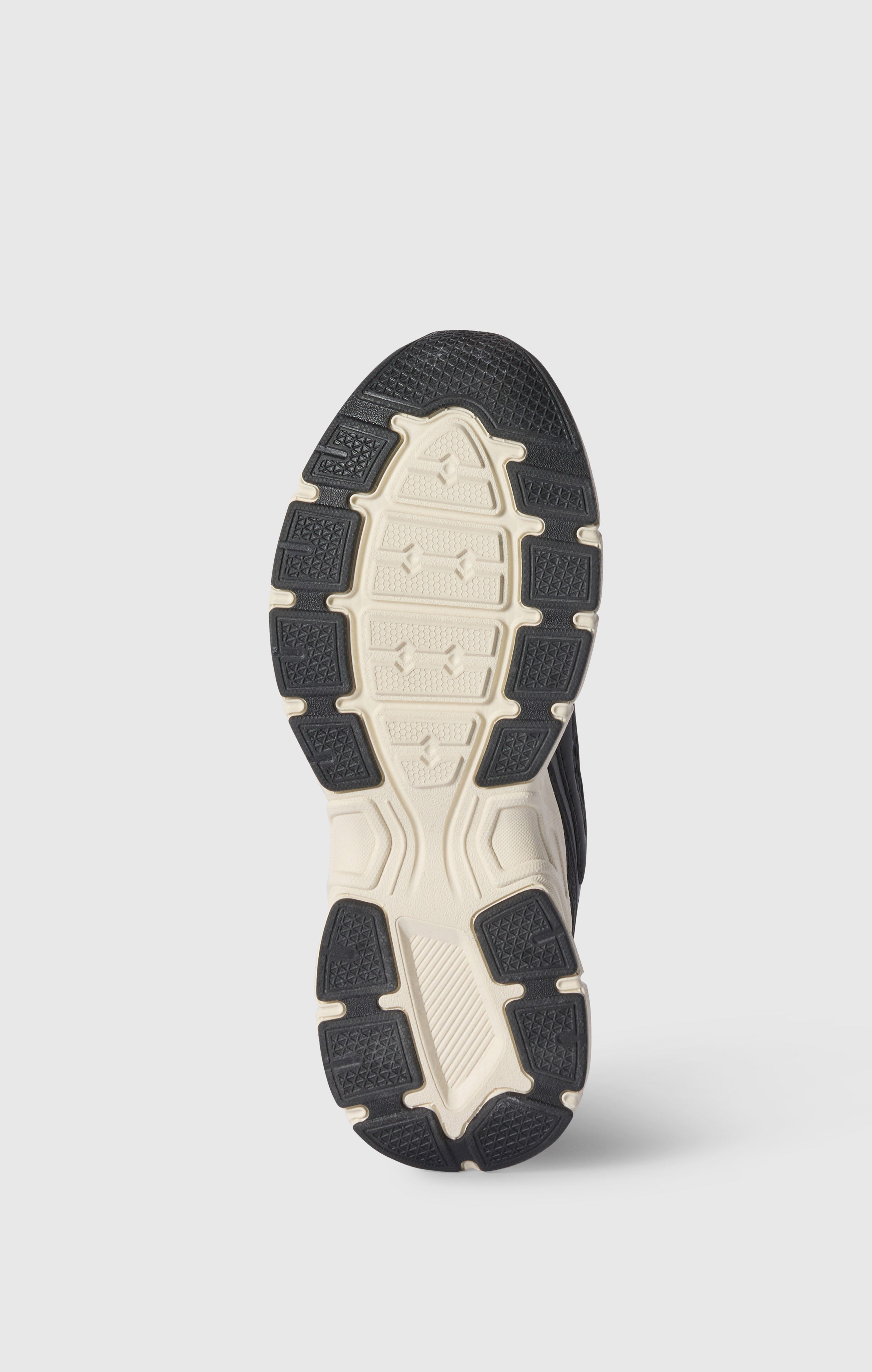 RT25 Mesh Low Sneakers