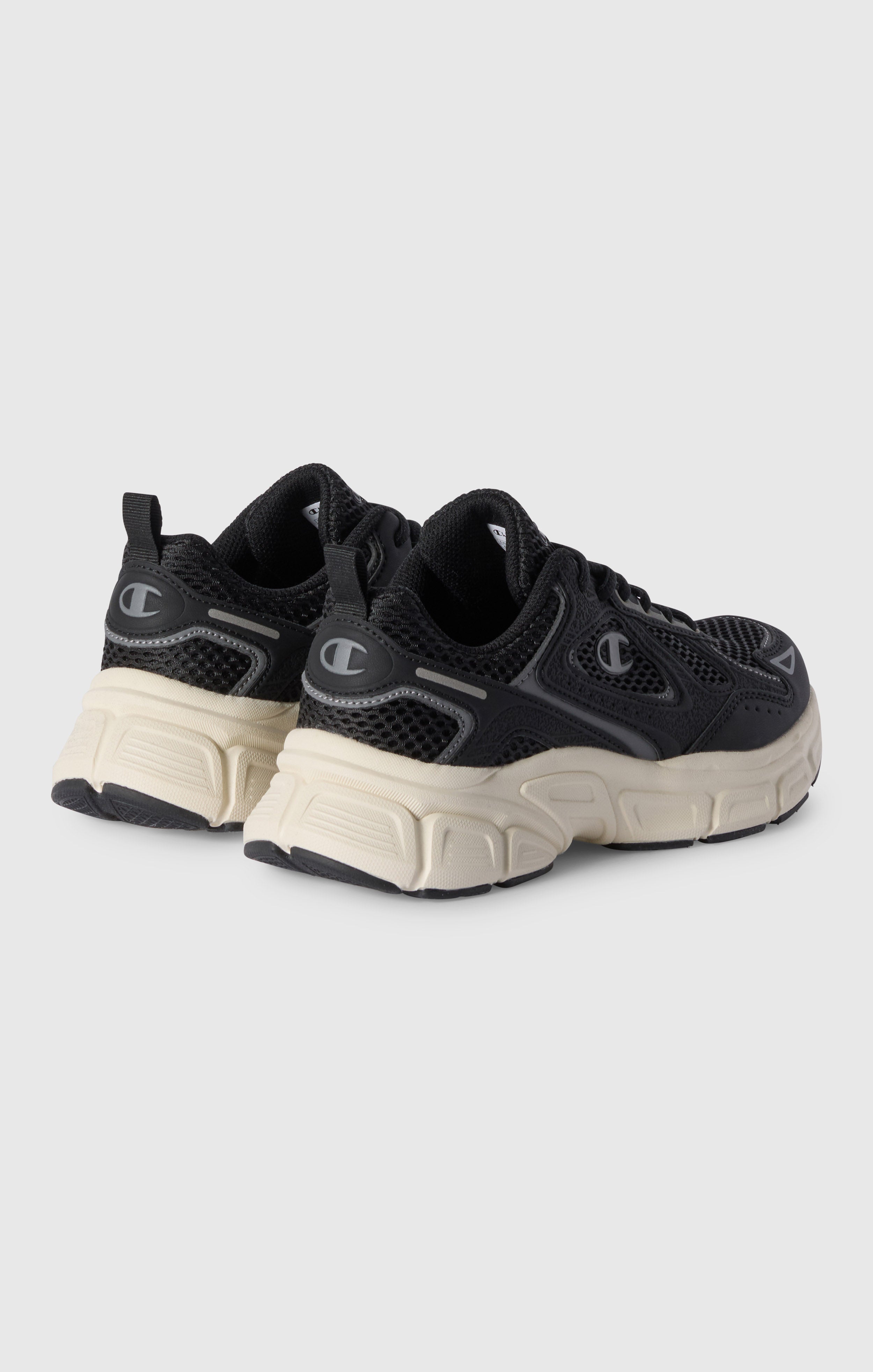 RT25 Mesh Low Sneakers