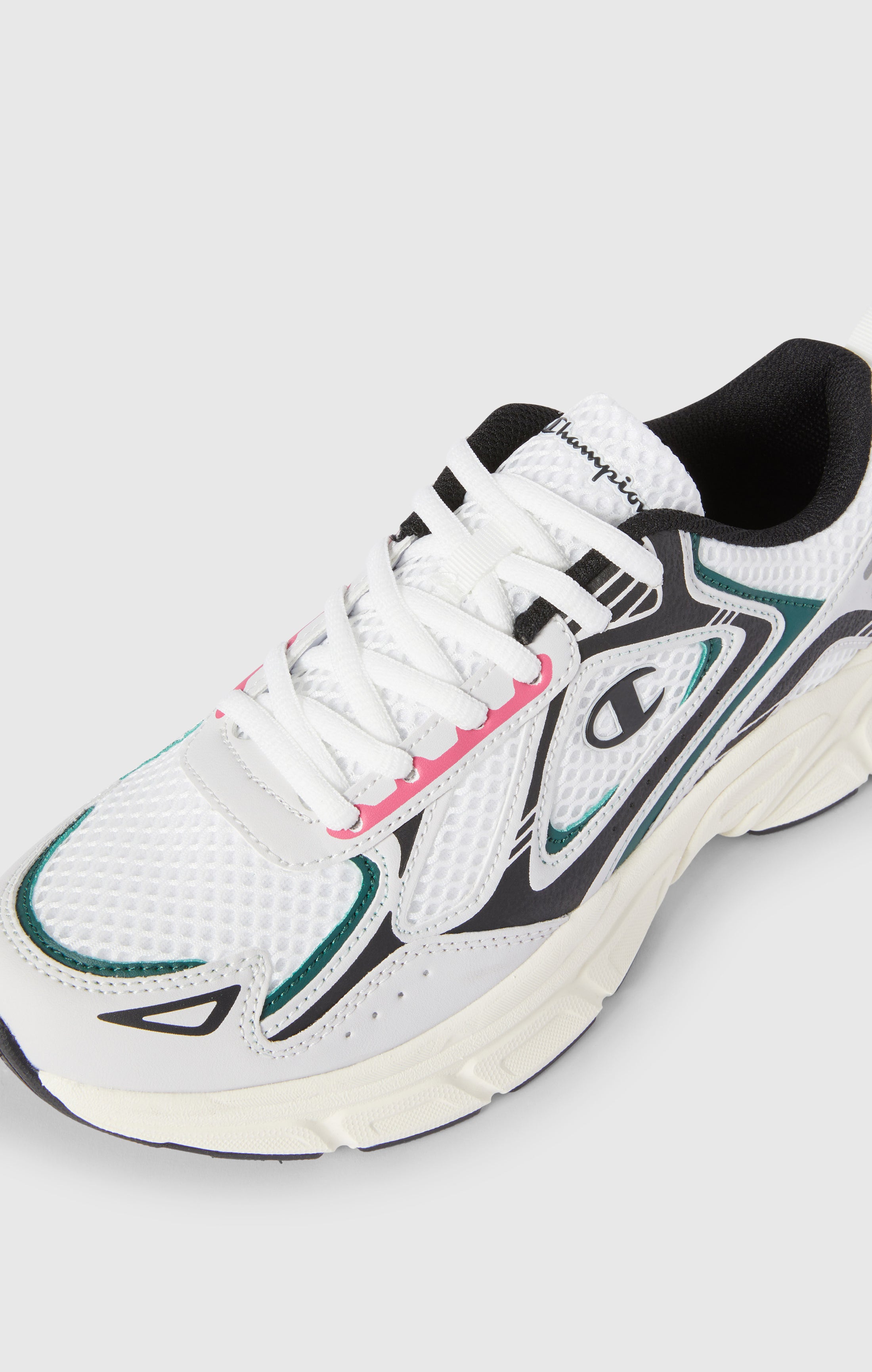 RT25 Mesh Trainers Low