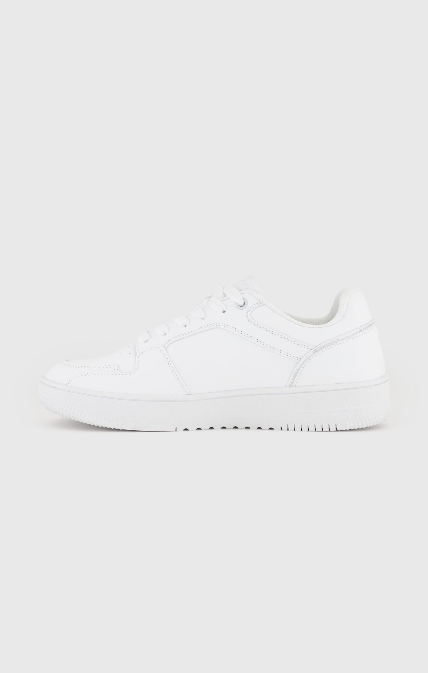 RD18  Low-Top-Basketballschuhe
