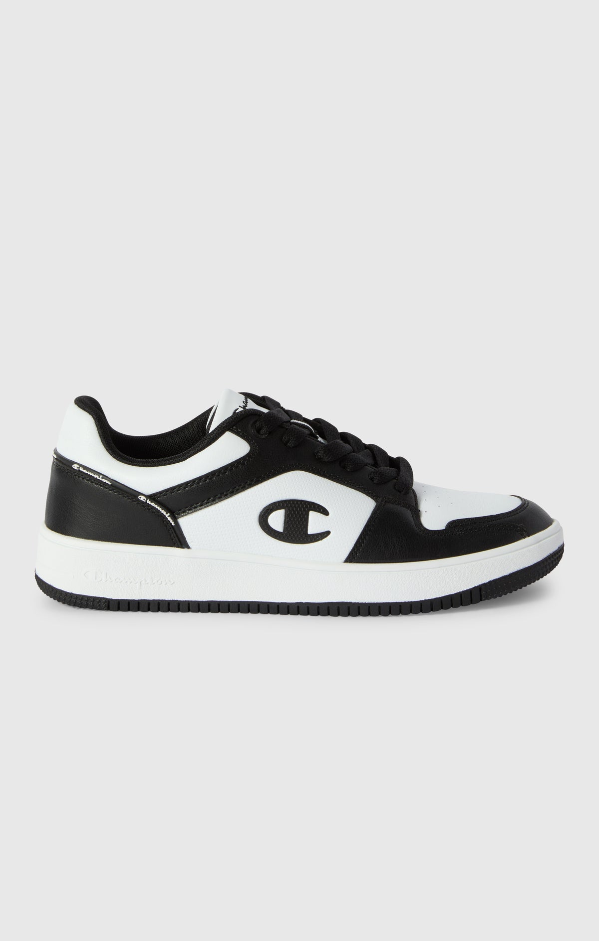 RD18 Low Basket Trainers