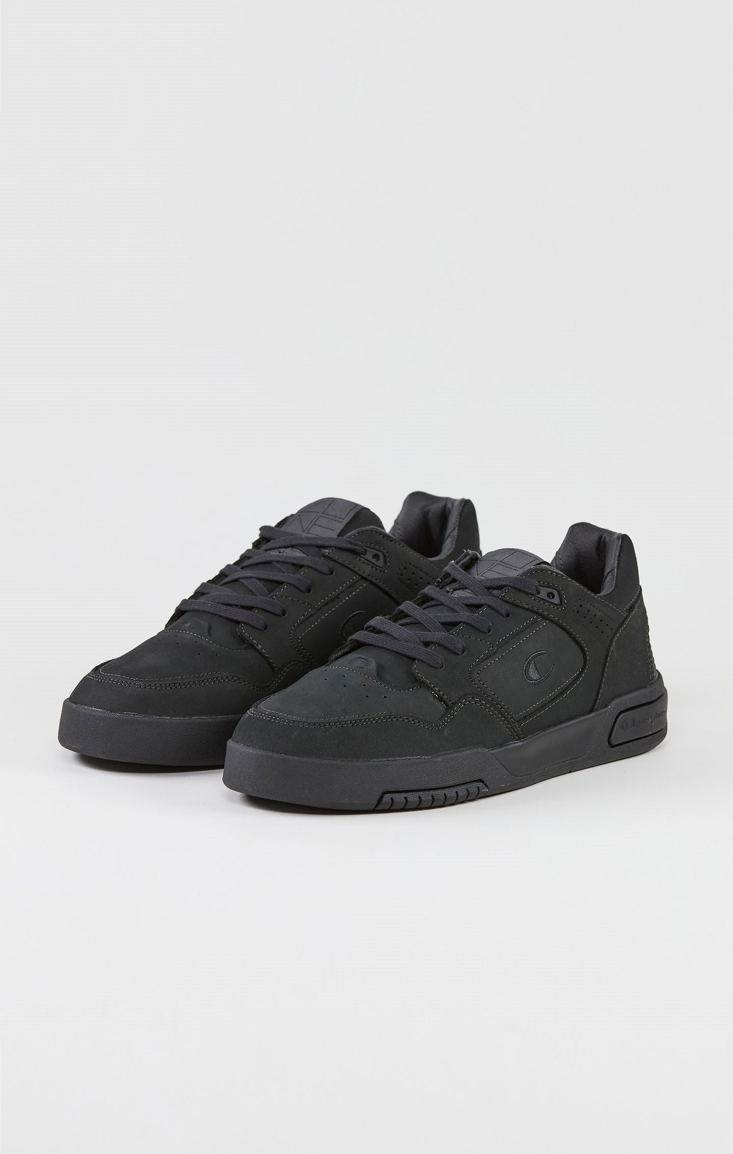 ZN80 Nubuck Low Trainers