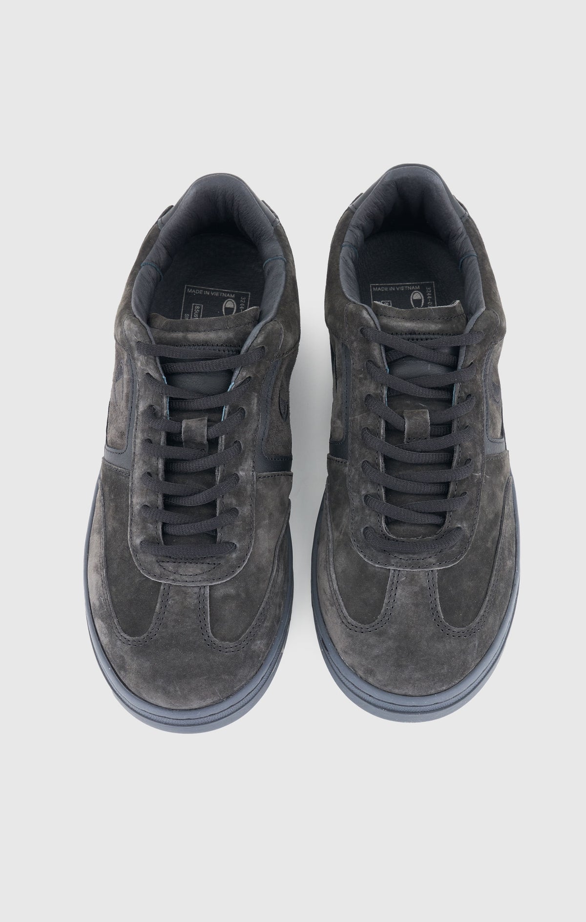Sneakers basses en daim CL78