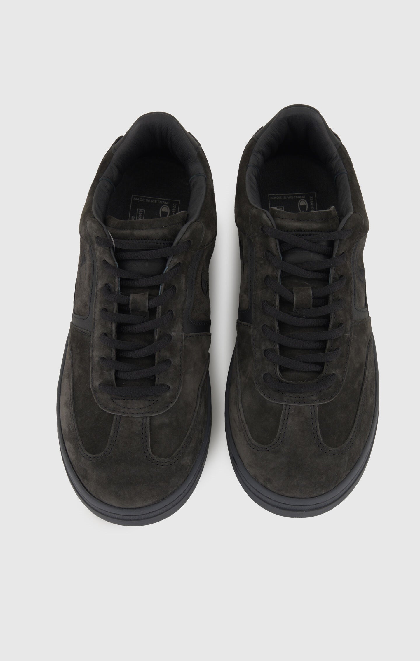 Sneakers basses en daim CL78
