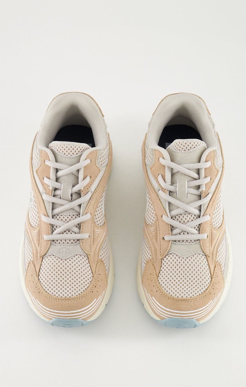 RN00 Suede Low Trainers