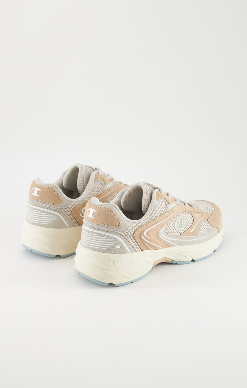 RN00 Suede Low Trainers