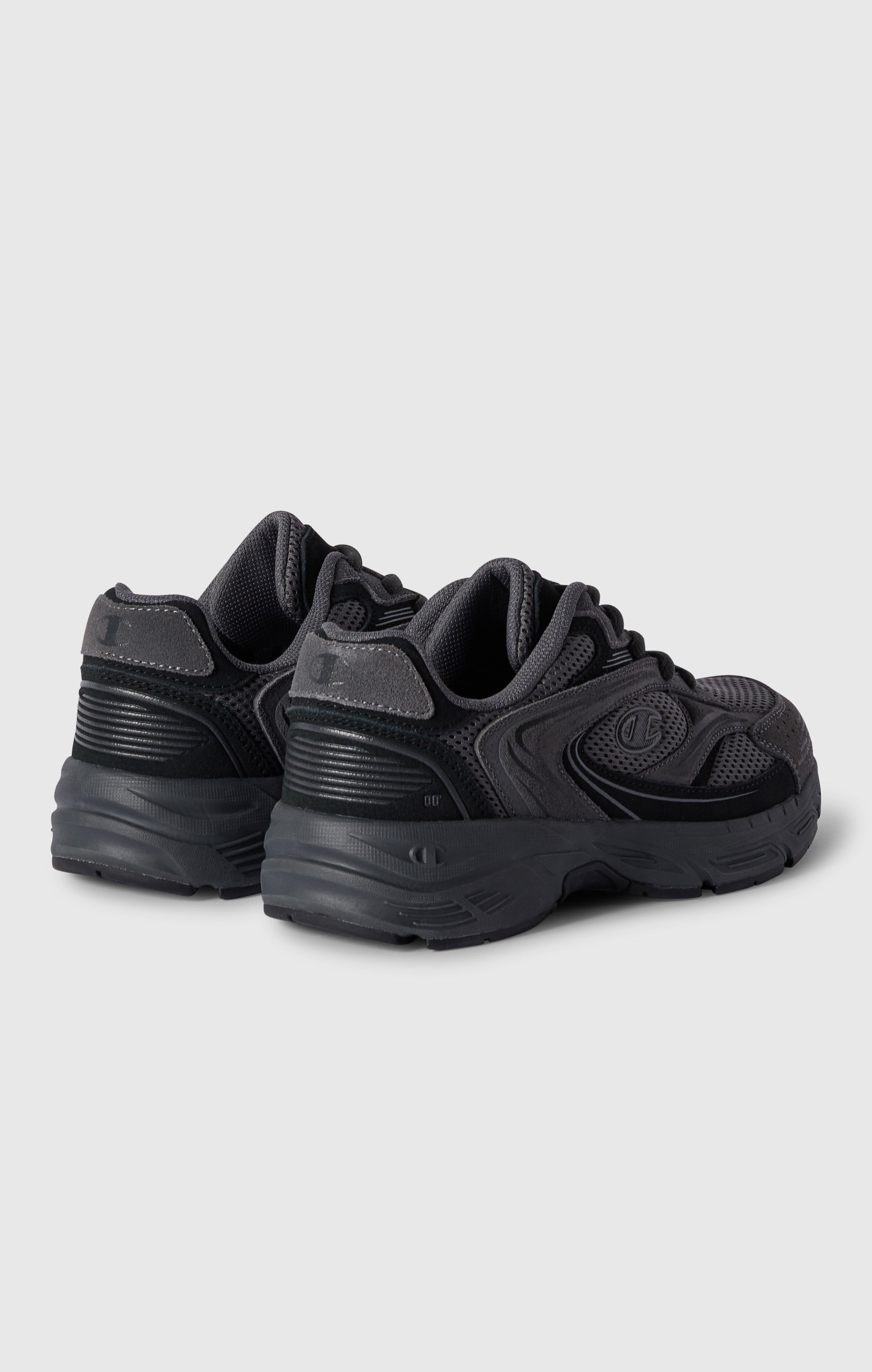 RN00 MS Low Sneakers