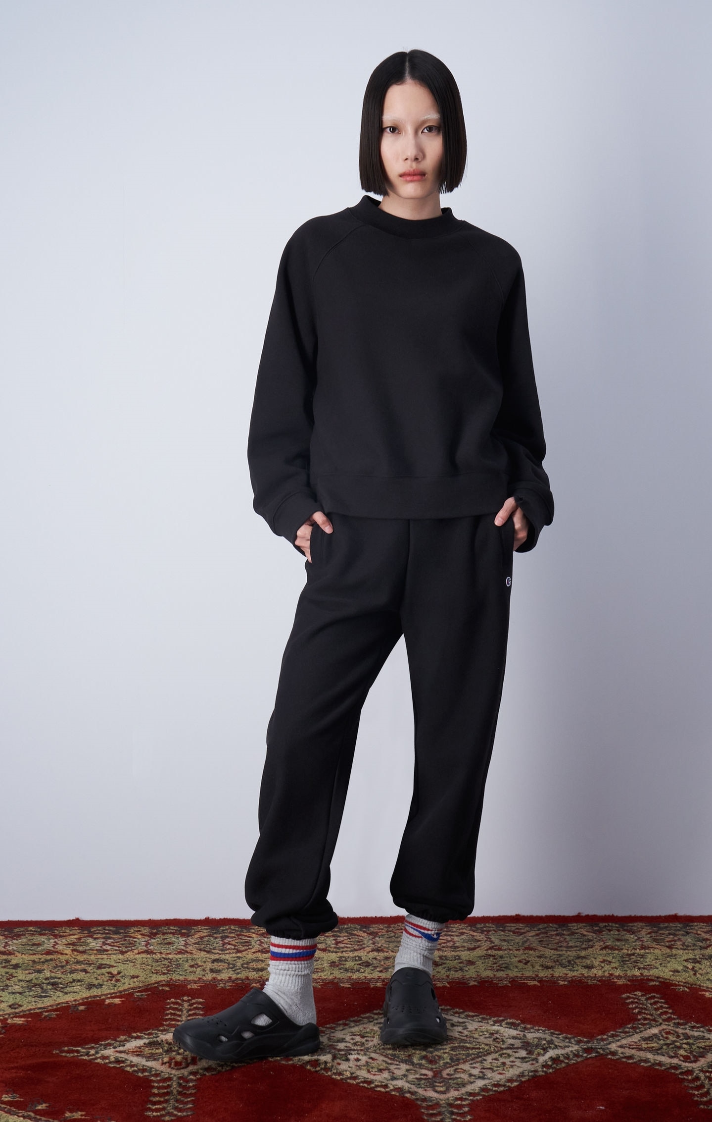 Schwarz Minimalistisches Reverse Weave Sweatshirt