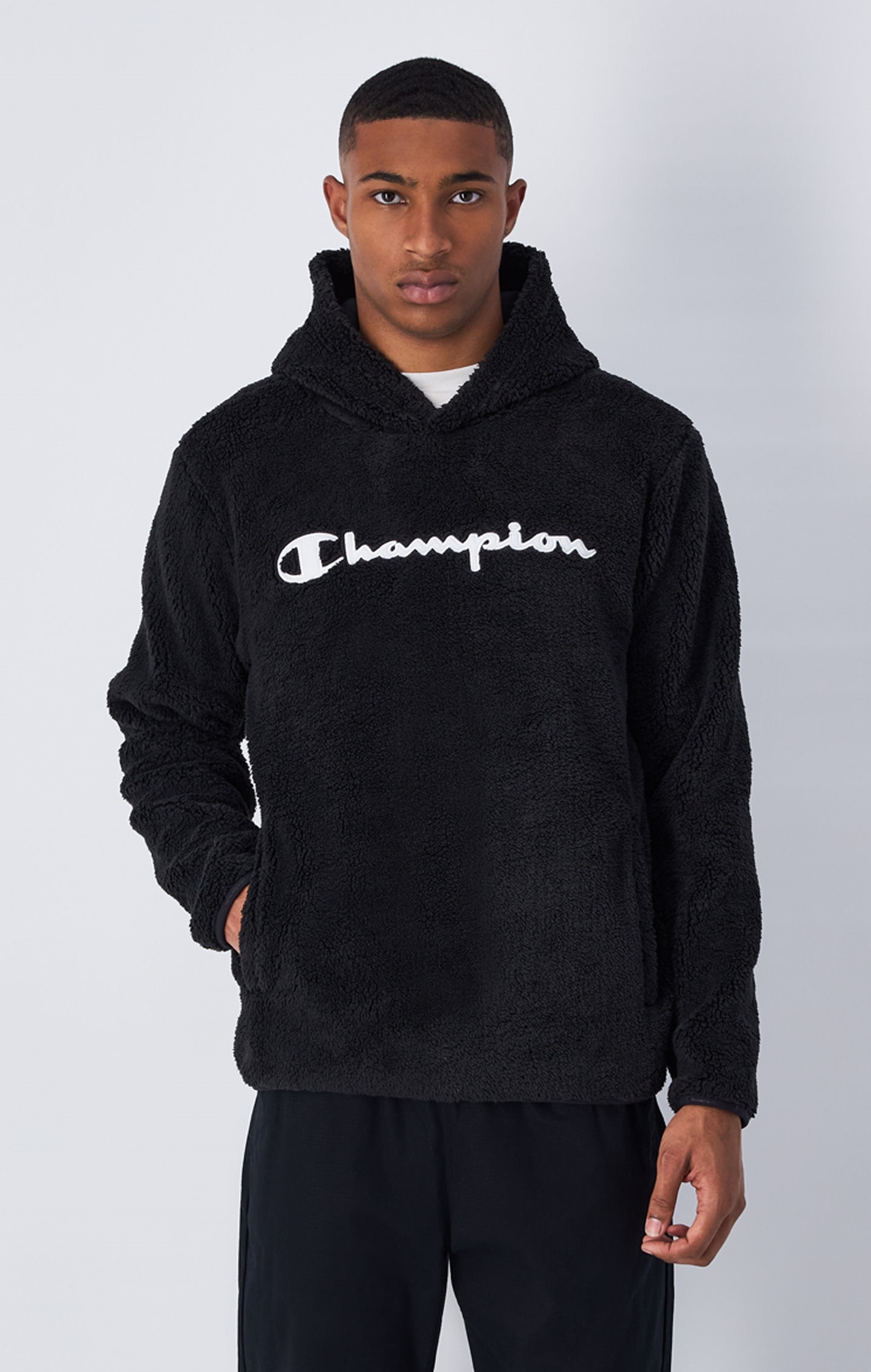 Sweatshirt à capuche en polaire à logo Champion