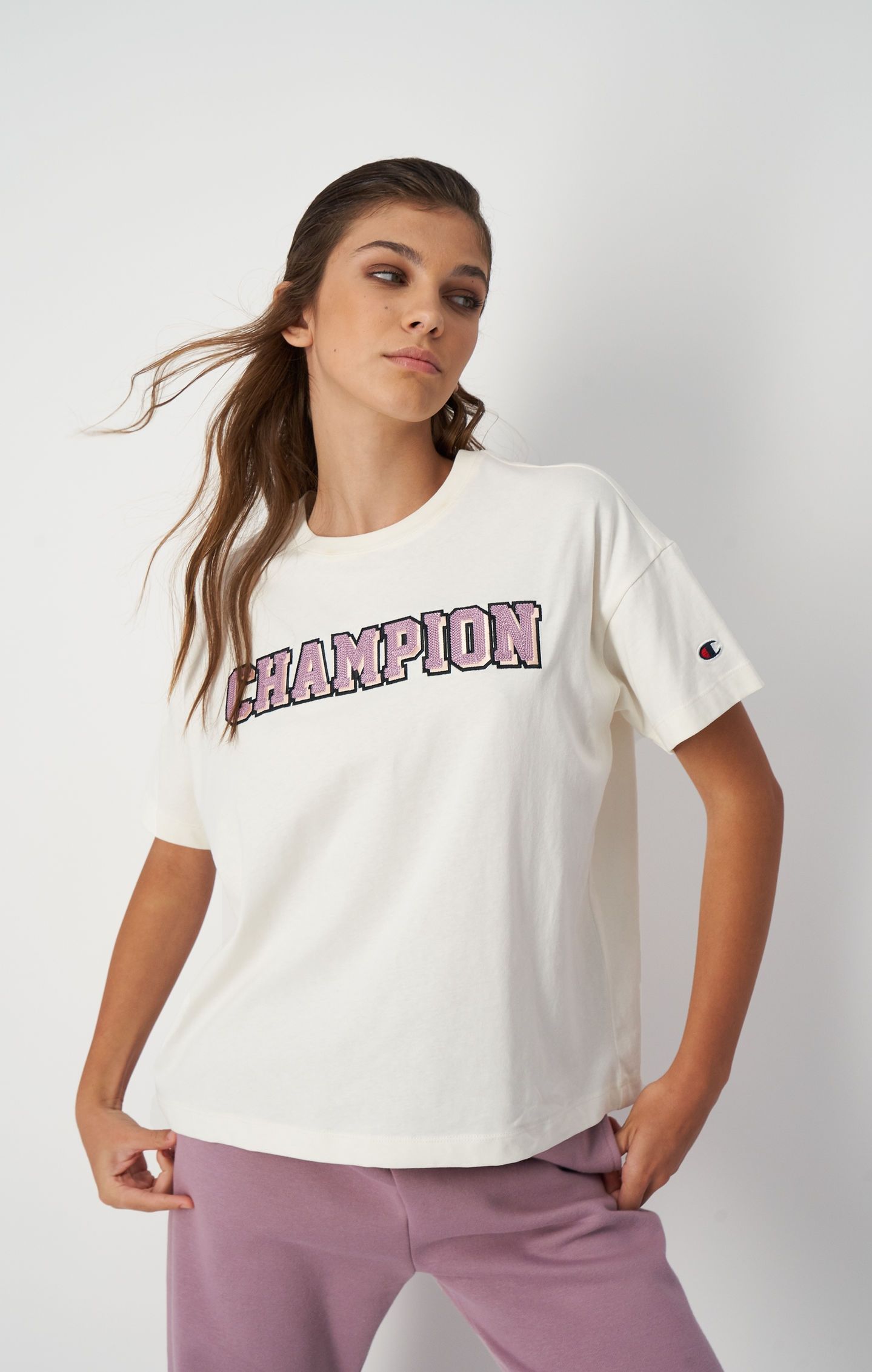 T-Shirt in Kastenform mit großem Logo im College-Stil | Champion Deutschland
