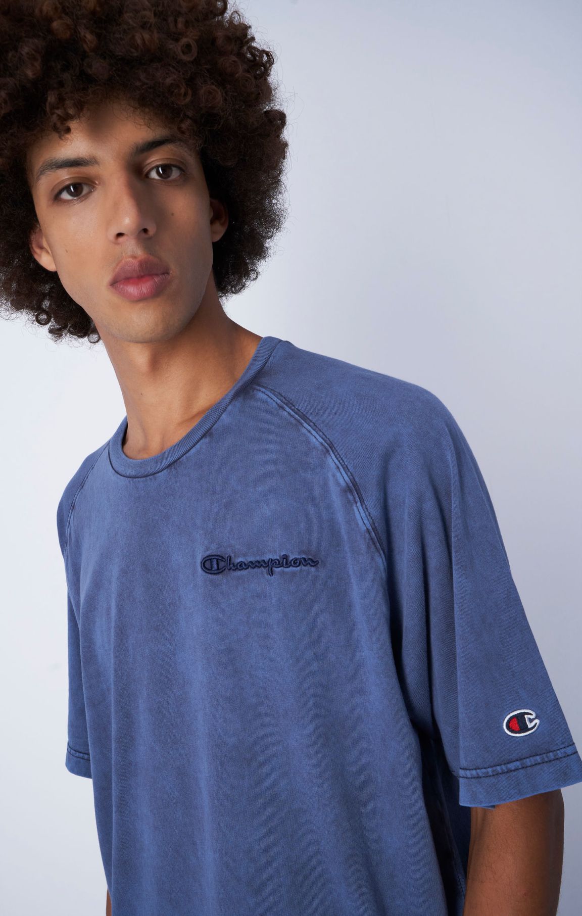 Dunkelblau Baumwoll-T-Shirt mit Ton-in-Ton-Stickerei