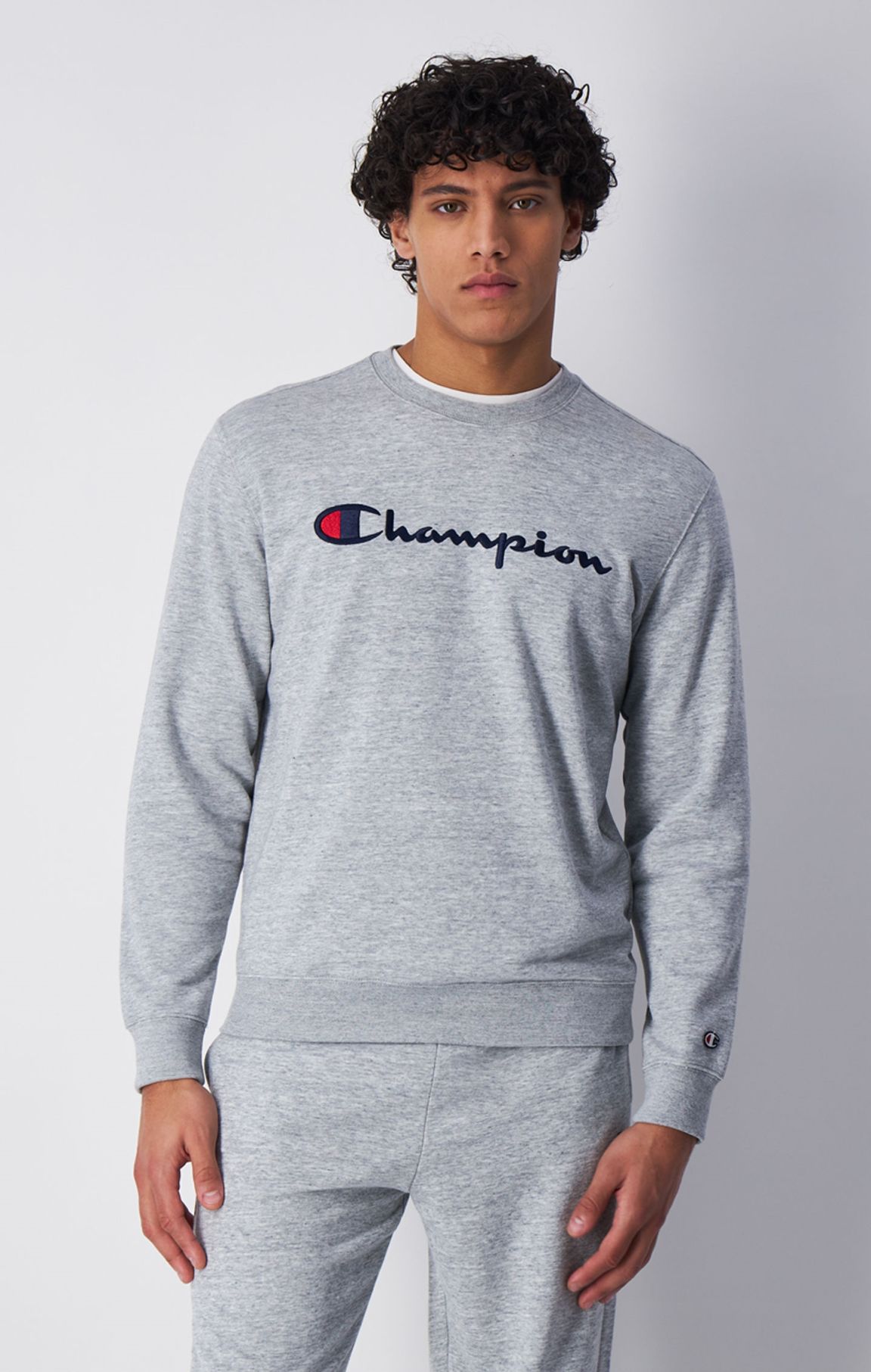 Sweatshirt à grand logo Champion brodé