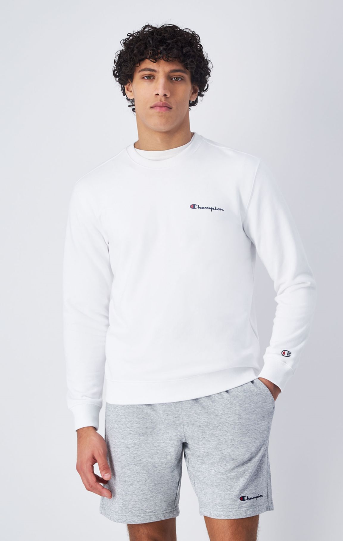 Sweatshirt à petit logo Champion brodé