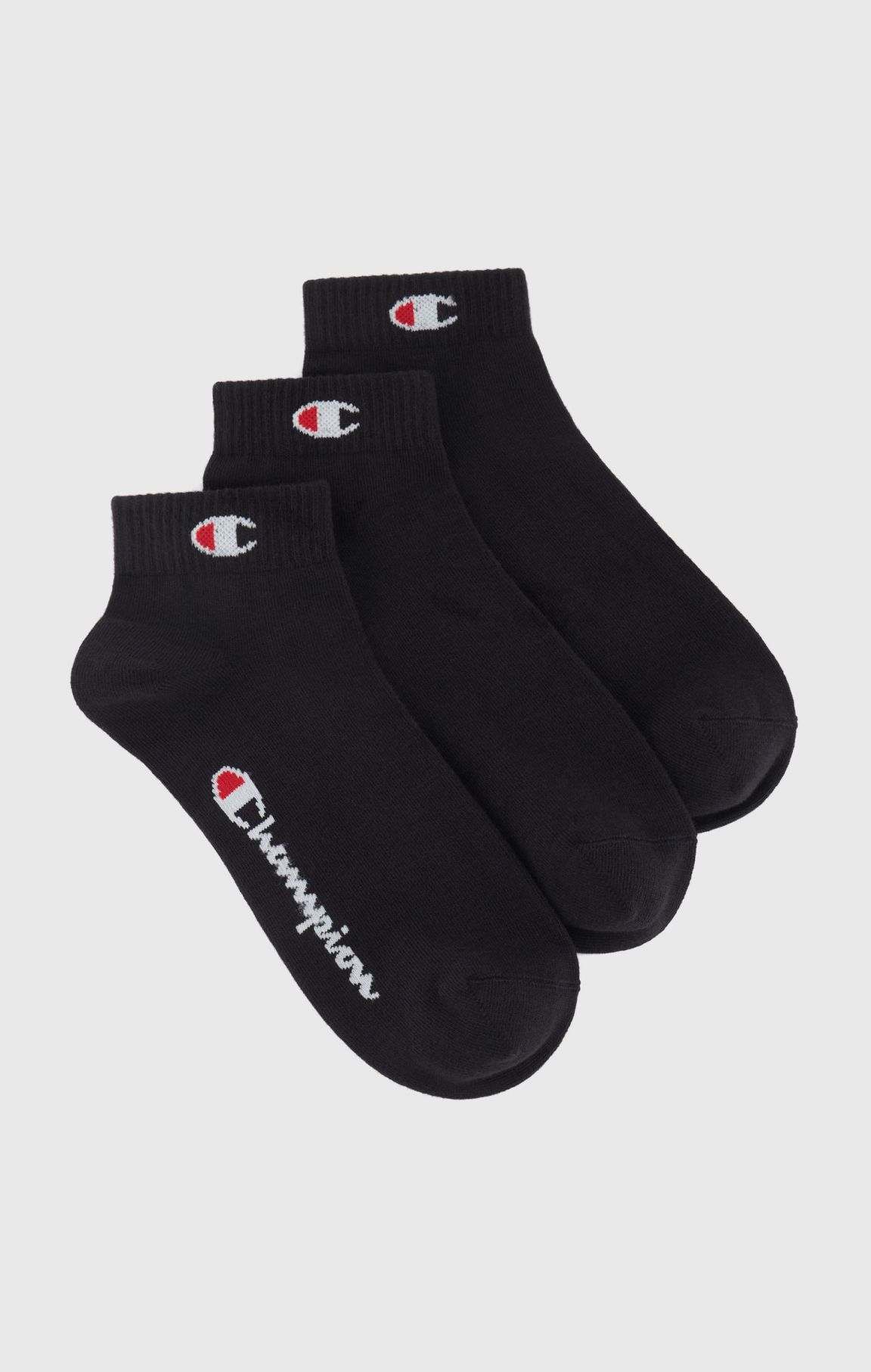 Tres pares de calcetines con logotipo en C
